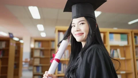 Graduation of social distancing Video stock 149906803