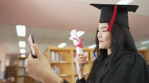 Graduation of social distancing Video stock 149906885