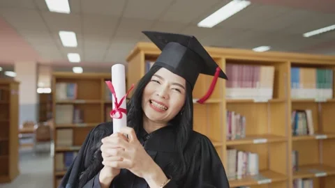 Graduation of social distancing Video stock 149906897