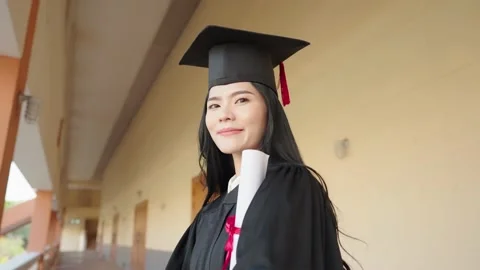 Graduation of social distancing Video stock 149907036