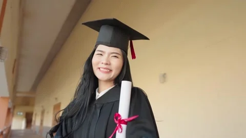 Graduation of social distancing Video stock 149907040