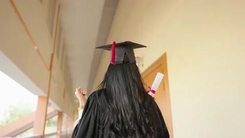Graduation of social distancing Video stock 149907095