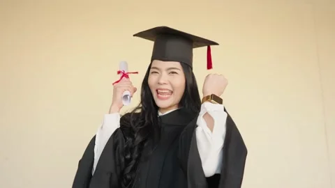 Graduation of social distancing Video stock 149907135