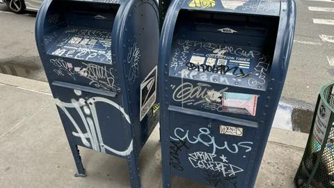 Graffiti on mailboxes Stock-Fotos