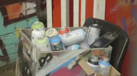 Graffiti Spray Can Stock Footage 59415886