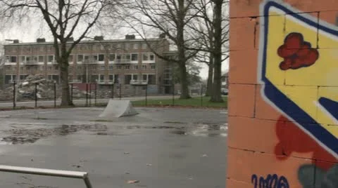 Graffiti on wall 库存影片 21240958