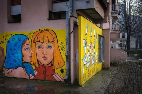 Graffiti on the wall of an old building Fotos de archivo