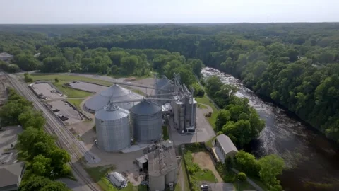 Grain elevator in Newaygo, Michigan. Stock Footage 327915896