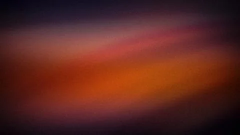 Grainy gradient featuring warm orange, red, and dark tones, ideal for 4K ba.. Stock-Illustration