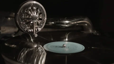 Gramophone. Vinyl record. Видео 158679746