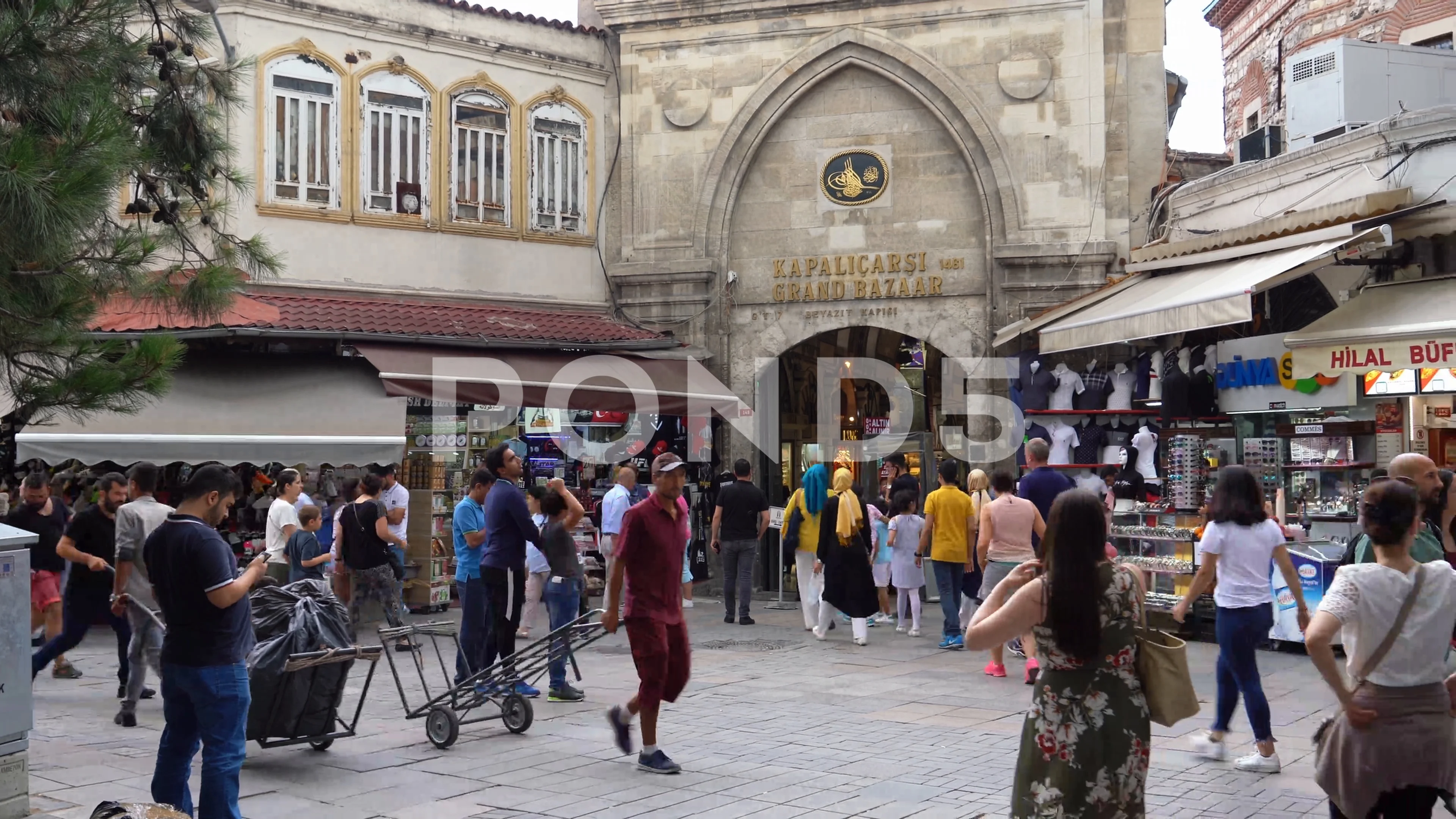 grand bazaar istanbul entrance