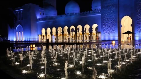Grand Mosque in Abu Dhabi, UAE Vidéo 70421961