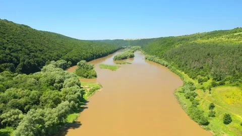 Walter Bean Grand River Trail – River Viewpoint