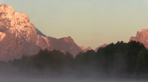 Grand Tetons in Fall Vídeos de archivo 56552624