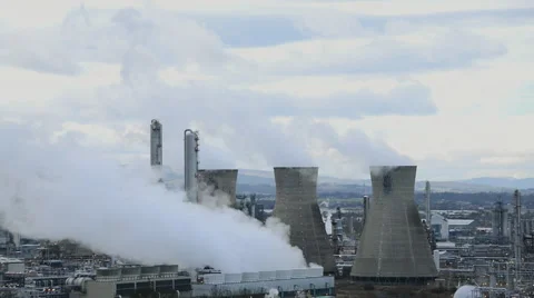 Grangemouth oil refinery Stock Footage 47925803