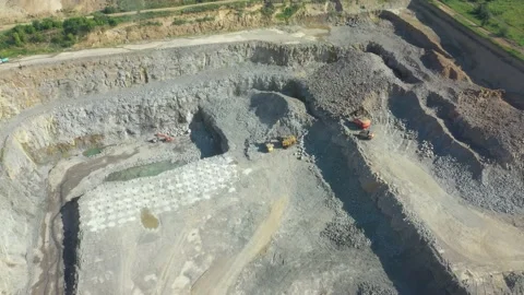Granite quarry. Open cast mine. Stone Quarrying - Aerial view Vídeos de archivo 194999964