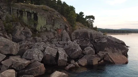 Granite shoreline Stock-Footage 86547524