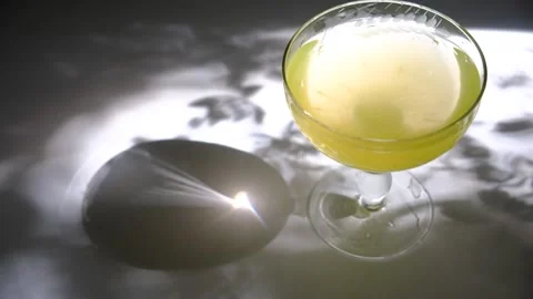 Grape martini cocktail includes vodka, white wine, simple syrup 库存影片 346193624