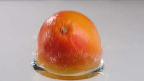 Grapefruit in Water splash Video stock 134212237