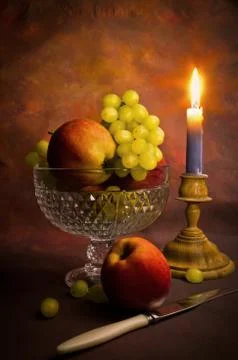 Grapes and apples Stockfoto's