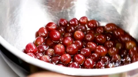 Grapes in a bowl Stock Footage 194350790