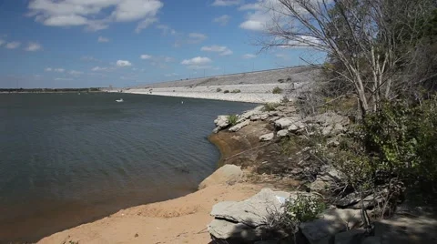 Grapevine Lake in Grapevine Texas. Video stock 68595501