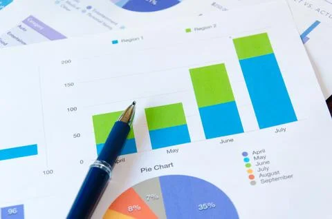 Graph and pen Stock Photos