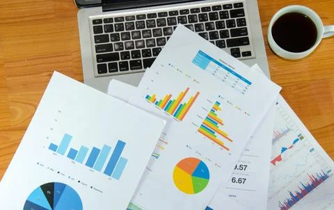 Graph laptop Stock Photos