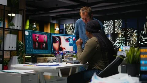 Graphic developer working with photo editing software at the office Foto stock