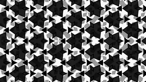 Graphic pattern in black and white with stroboscopic and hypnotic effect. Stock Footage 134474649