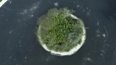Grassy Roundabout 库存影片 205486241