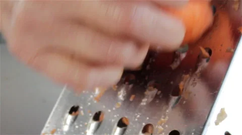Grate carrots Video stock 47763102