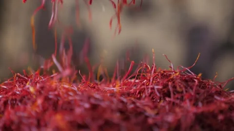 Grated purple saffron falling on a deep plate with salad like chips in slow Stock Footage 148116588