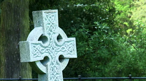 Grave stone crosss 動画素材 37553793