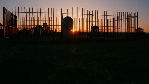 Grave Stone Dolly at sunset at Manassas Battlefield Video stock 88723915