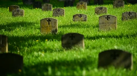 Gravestone of a unknown soldier Stock-Footage 63778607