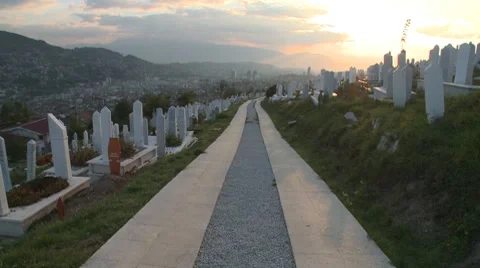 Graveyard and Sarajevo 3 Видео 8661622
