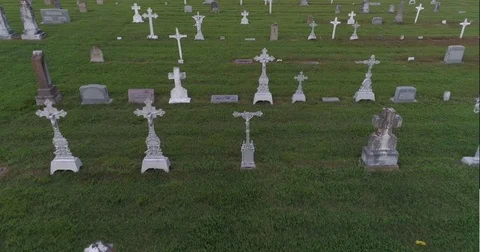 Graveyard Vidéo 82446134