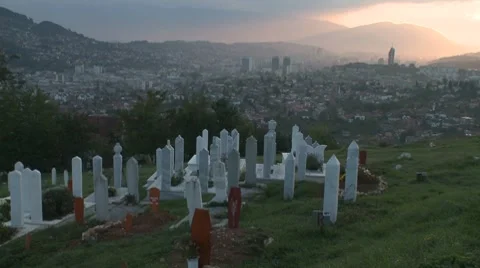 Graveyard. Sarajevo. 14 Vidéo 8678747