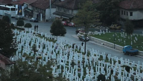 Graveyard. Sarajevo. 2 库存影片 8656243
