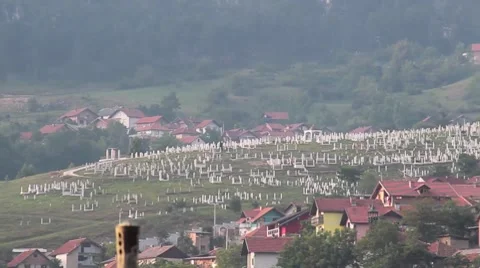 Graveyard. Sarajevo. pan.2 Vidéo 8639231