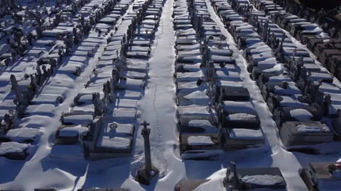 Graveyard town coverded in snow Stock Footage 158547733
