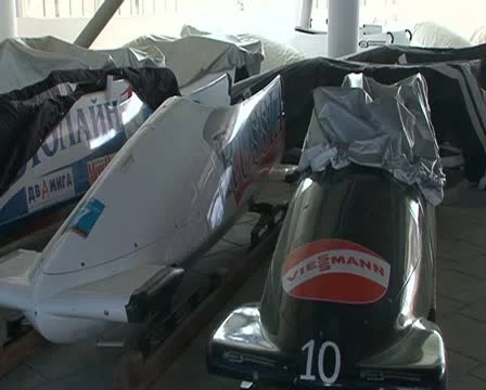 Gravity-powered sled Stock Footage 12424326