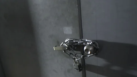 Gray Doors Chained Shut HD Video 스톡 동영상 92801120