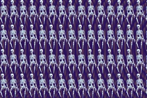 Gray pattern of Halloween skeletons on dark purple backdrop Illustrazione stock