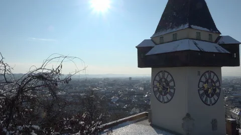 Graz Uhrturm Winter 스톡 동영상 136730962
