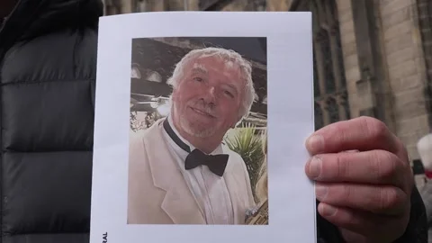 Great and the good of snooker gather to remember John Virgo Stock Footage 332857550