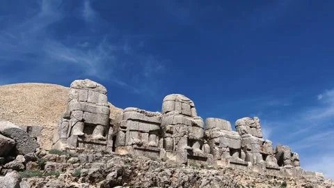 The great archaeological ruins at the top of Mount Nemrut Stock Footage 283282551