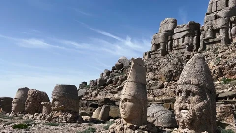 The great archaeological ruins at the top of Mount Nemrut Stock Footage 283285304