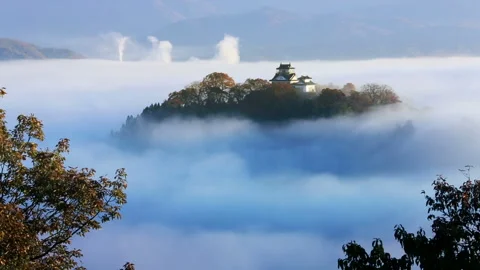 The Great Castle of the Sea of Clouds 動画素材 330606123